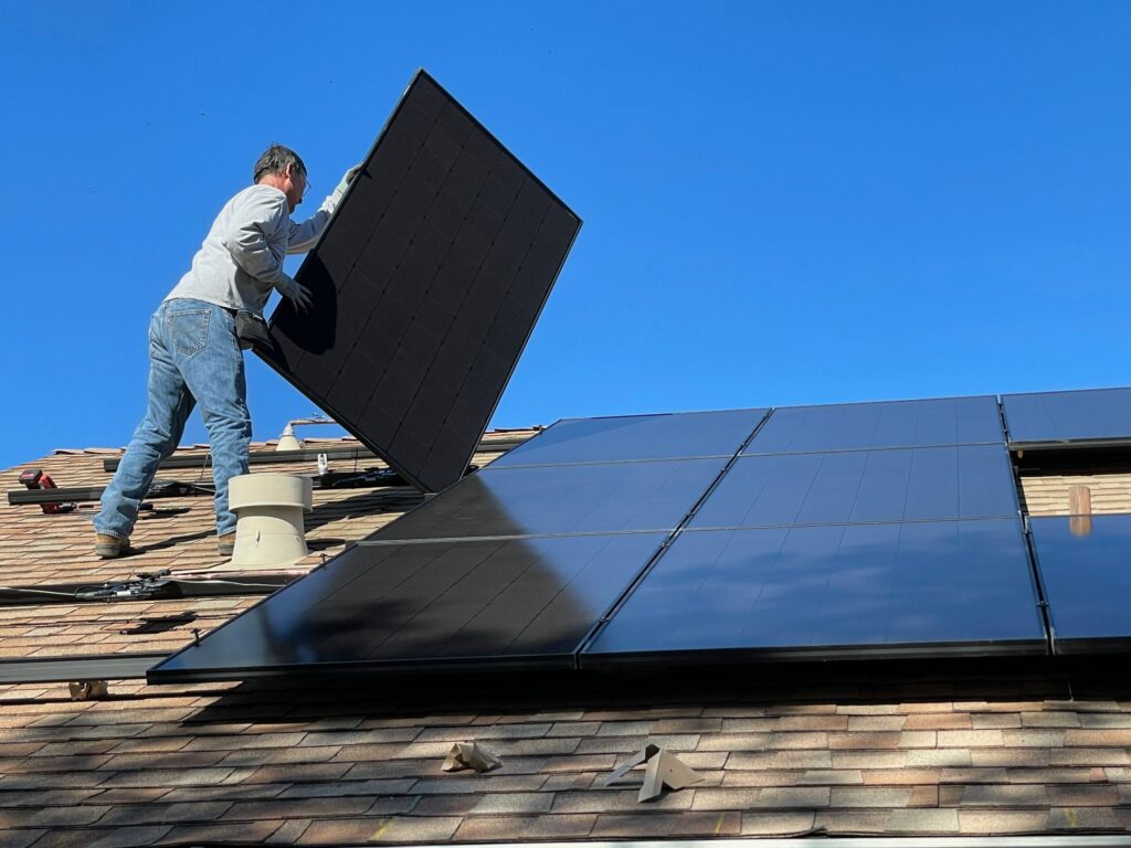 Younergie energie photovoltaique, panneaux solaires